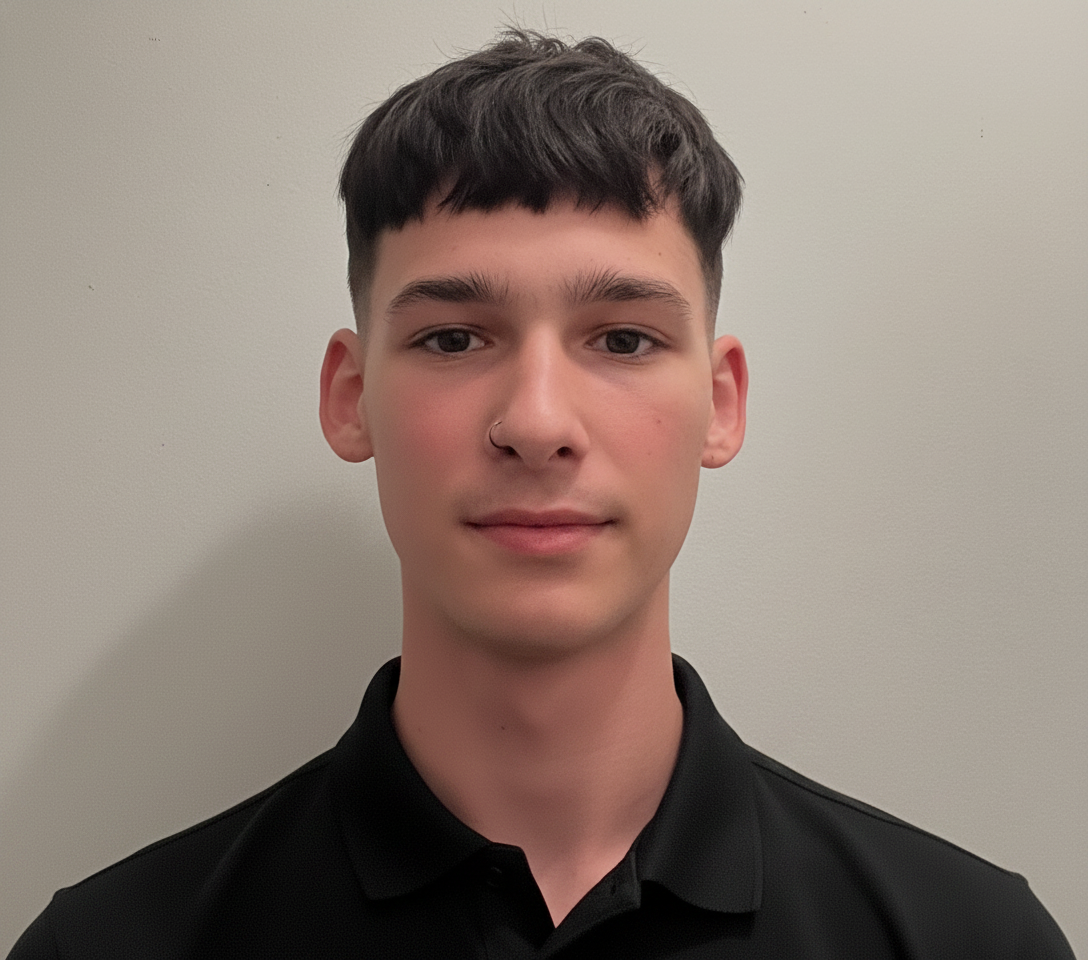Jesse from Fragile Removals Waikato moving team